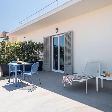 Attico 37 - Comfort Room Con Terrazza Privata Palermo Exteriör bild